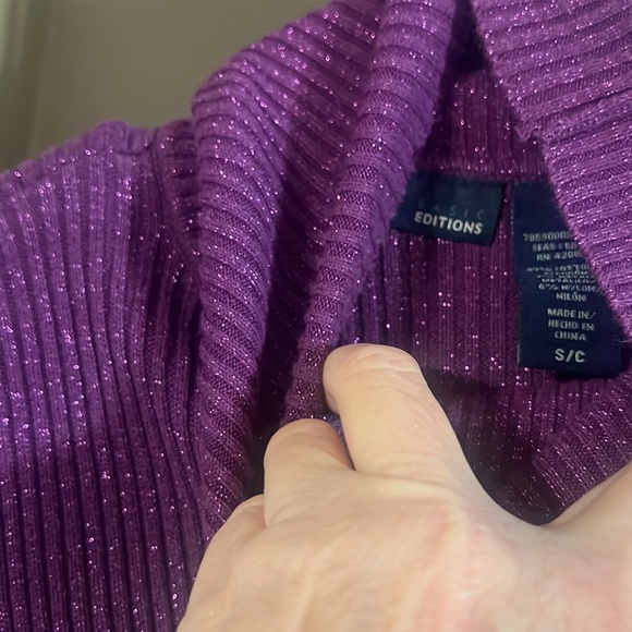 Turtleneck by Basic Editions - Picture 3 of 3